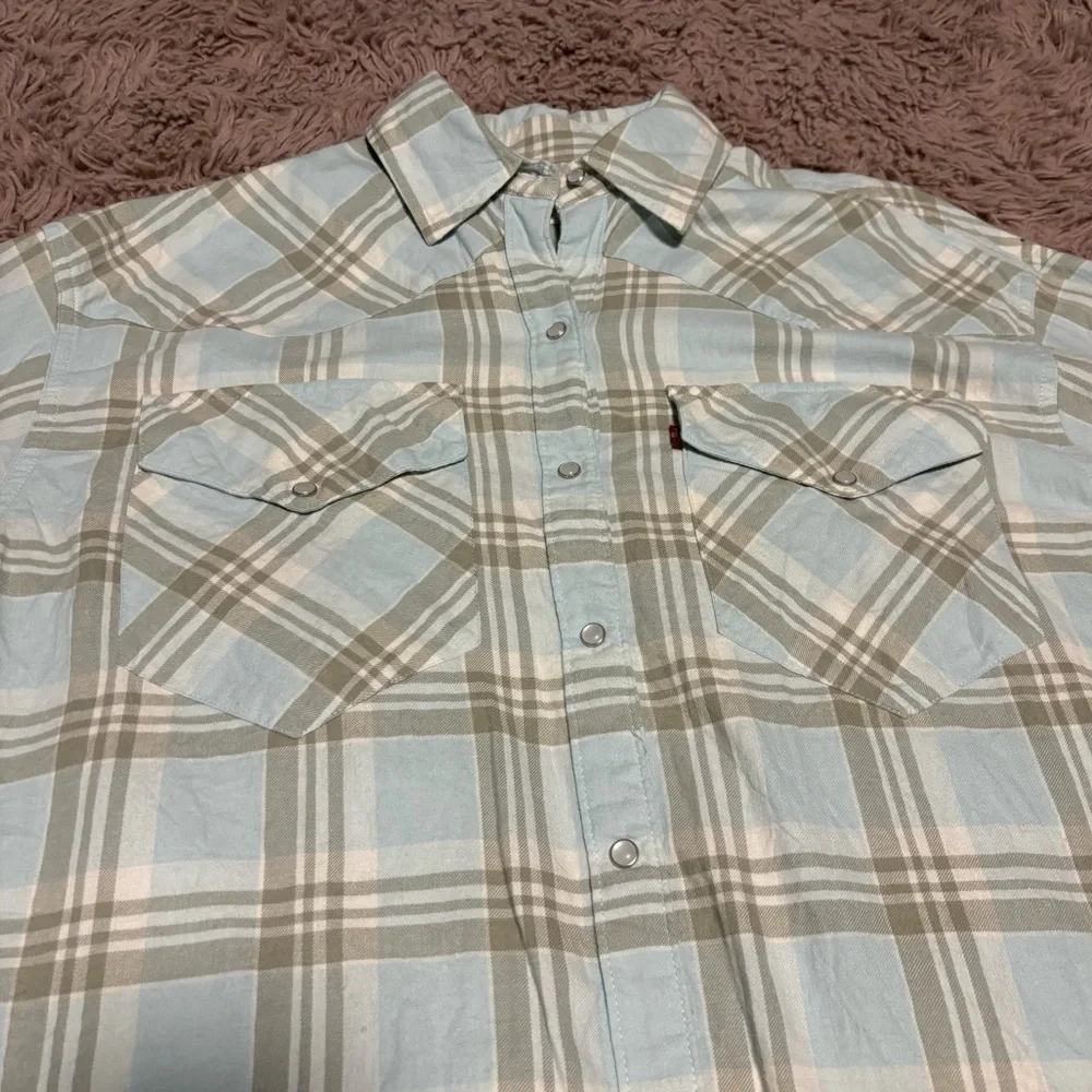 Levi’s Men Light Blue Plaid Long Sleeve Soft Flannel Shirt